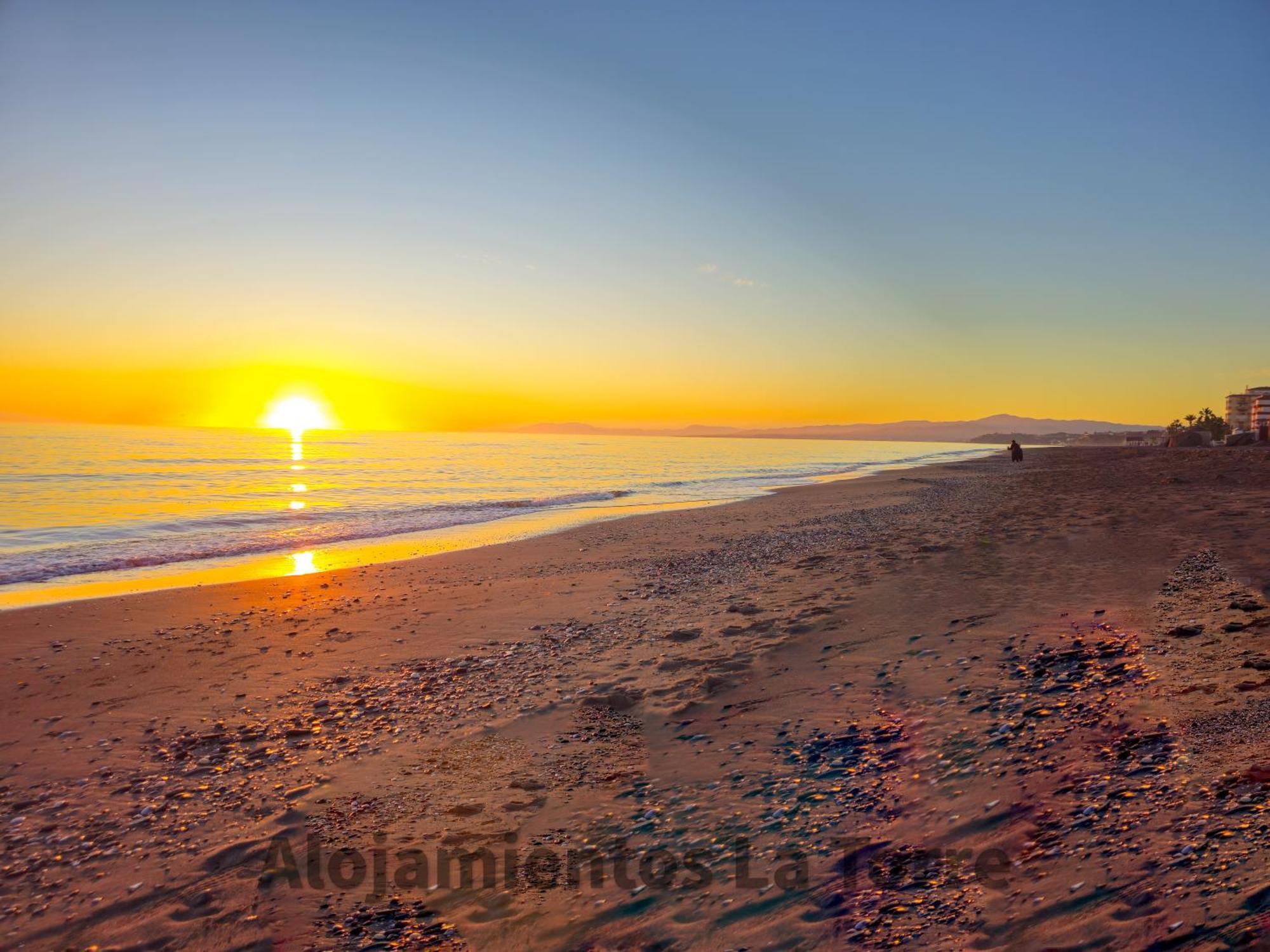 Laguna Beach Premium - Alojamientos La Torre Torrox Exterior photo